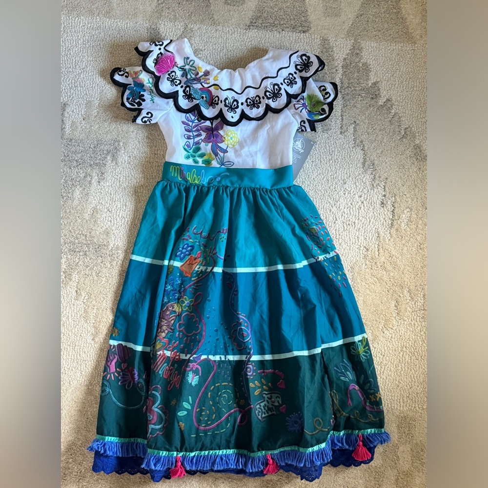 NWT Disney Encanto Mirabel Costume